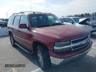2004 Chevrolet Tahoe LS with VIN 1GNEC13T64J226513, listed as a IAAI auction lot 39773781 with 250,788 mi miles. Bid and sale history available at carsss.com. Image 1.