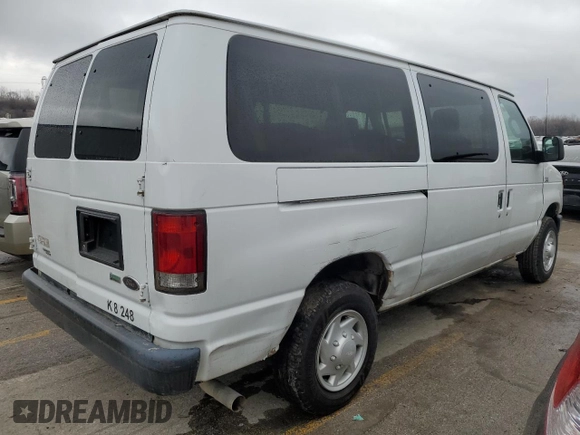 2014 Ford Econoline Passenger XL z VIN 1FBNE3BL8EDB20505, wystawiony jako Copart lot #86013044 z przebiegiem 176 981 mil mil oraz Tytuł czysty. Historia ofert i sprzedaży dostępna na DreamBid. Obrazek 3.