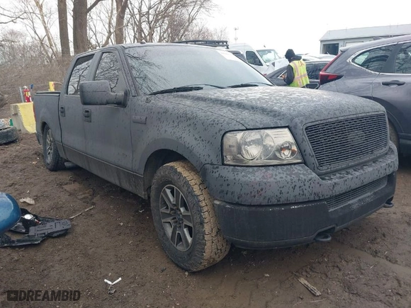 2007 Ford F-150 XLT with VIN 1FTPW14V07FB04522, listed as a IAAI auction lot 41666637 with 161,730 mi miles. Bid and sale history available at carsss.com. Image 1.