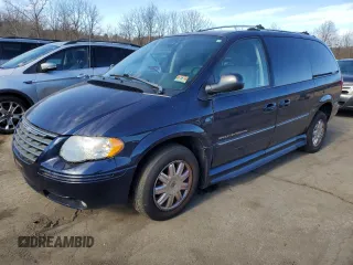 2006 Chrysler Town & Country LWB Limited with VIN 2A8GP64L16R784567, listed as a Copart auction lot 81466244 with 108,211 mi miles and Clean Title. Bid and sale history available at carsss.com. Image 1.