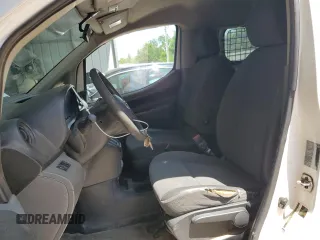 2017 Nissan NV200 S z VIN 3N6CM0KN9HK695848, wystawiony jako Copart lot #56316025 z przebiegiem 114 426 mil mil oraz Szkoda całkowita • Salvage title. Historia ofert i sprzedaży dostępna na DreamBid. Obrazek 7.