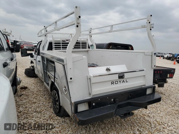 2022 Chevrolet Silverado 1500 with VIN 1GB2WLE78NF328371, listed as a Copart auction lot 53753955 with 70,645 mi miles and Salvage Title. Bid and sale history available at DreamBid. Image 2.