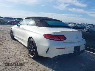 2018 Mercedes-Benz C 63 S AMG with VIN WDDWK8HB6JF622390, listed as a IAAI auction lot 40542462 with Not Provided miles and . Bid and sale history available at carsss.com. Image 3.