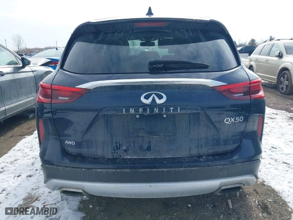 2021 Infiniti QX50 LUXE with VIN 3PCAJ5BB0MF116271, listed as a IAAI auction lot 41528612 with NaN miles. Bid and sale history available at carsss.com. Image 16.