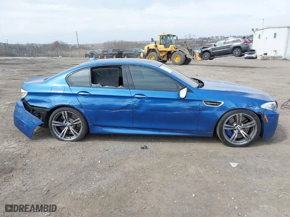 2013 BMW M5 with VIN WBSFV9C56DD096988, listed as a IAAI auction lot 41833177 with 84,337 mi miles. Bid and sale history available at carsss.com. Image 13.