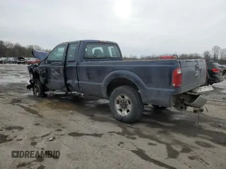 2013 Ford F-250 XL with VIN 1FT7X2B63DEA82726, listed as a Copart auction lot 43386635 with 150,119 mi miles and Salvage Title. Bid and sale history available at DreamBid. Image 2.