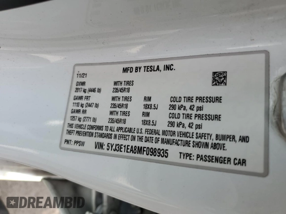 2021 Tesla Model 3 Standard Range Plus z VIN 5YJ3E1EA8MF098935, wystawiony jako Copart lot #53267905 z przebiegiem 116 673 mil mil oraz Szkody całkowita. Historia ofert i sprzedaży dostępna na DreamBid. Obrazek 12.