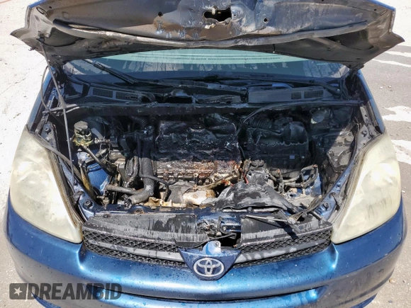 2005 Toyota Sienna CE with VIN 5TDZA23C25S232058, listed as a Copart auction lot 52096745 with 0 mi miles and Salvage Title. Bid and sale history available at carsss.com. Image 12.