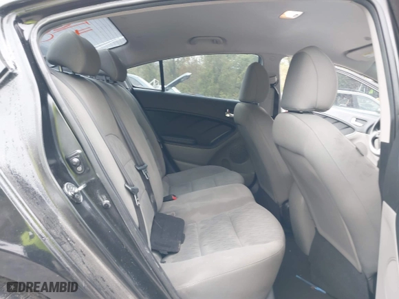 2015 Kia Forte LX with VIN KNAFK4A67F5426212, listed as a IAAI auction lot 40493636 with 85,216 mi miles. Bid and sale history available at carsss.com. Image 8.