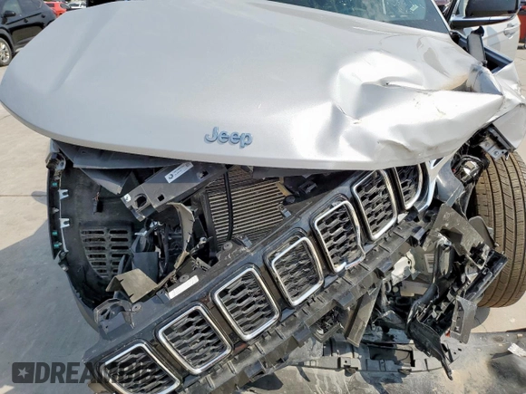 2023 Jeep Grand Cherokee с VIN 1C4RJYB64PC633663, выставлен на аукционе Copart как лот 57097945 с пробегом 43 084 миль миль и Чистый • Clean title. История ставок и продаж доступна на DreamBid. Изображение 12.