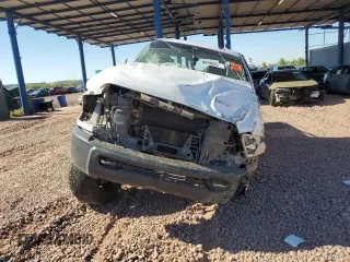 2015 Ram 2500 Tradesman z VIN 3C6TR5CT5FG626077, wystawiony jako Copart lot #56059055 z przebiegiem 161 452 mil mil oraz Szkoda całkowita • Salvage title. Historia ofert i sprzedaży dostępna na DreamBid. Obrazek 5.