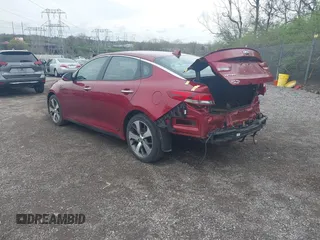 2020 Kia Optima LX with VIN 5XXGT4L31LG450083, listed as a IAAI auction lot 41951171 with 27,985 mi miles. Bid and sale history available at carsss.com. Image 3.