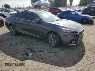 2017 Kia Cadenza Premium with VIN KNALC4J1XH5093611, listed as a Copart auction lot 43284665 with 37,688 mi miles and Salvage Title. Bid and sale history available at carsss.com. Image 4.
