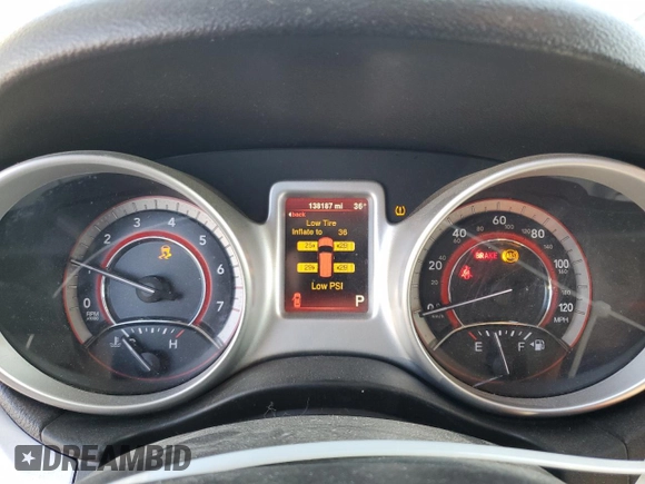 2014 Dodge Journey SXT z VIN 3C4PDCBG3ET270963, wystawiony jako Copart lot #49604915 z przebiegiem 138 187 mil mil oraz Szkoda całkowita • Salvage title. Historia ofert i sprzedaży dostępna na DreamBid. Obrazek 9.