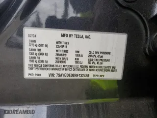 2024 Tesla Model Y with VIN 7SAYGDED8RF132426, listed as a Copart auction lot 43715375 with 18,067 mi miles and Salvage Title. Bid and sale history available at carsss.com. Image 16.