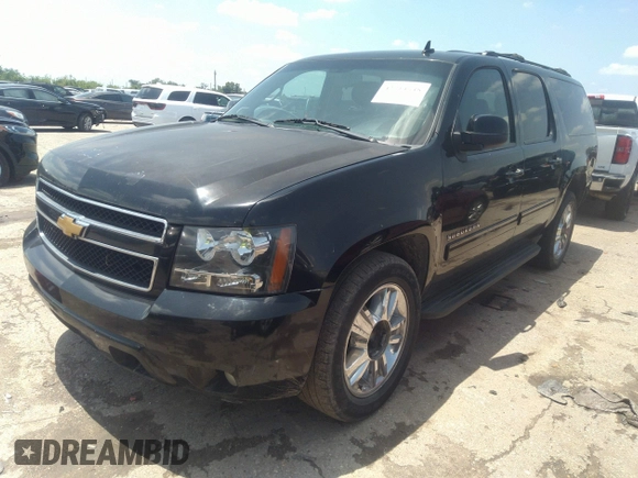 2013 Chevrolet Suburban LT with VIN 1GNSCJE05DR142688, listed as a IAAI auction lot 42214548 with 236,464 mi miles and . Bid and sale history available at DreamBid. Image 17.