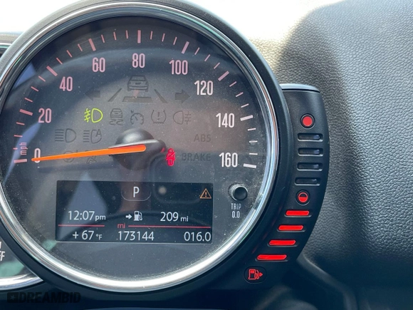 2017 MINI Countryman Cooper S with VIN WMZYT3C36H3D97910, listed as a Copart auction lot 53674275 with 173,144 mi miles and Clean Title. Bid and sale history available at carsss.com. Image 8.
