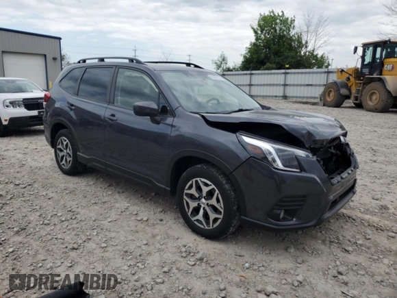 2022 Subaru Forester Premium with VIN JF2SKAEC4NH486706, listed as a Copart auction lot 61843155 with 27,161 mi miles and Salvage title. Bid and sale history available at DreamBid. Image 4.