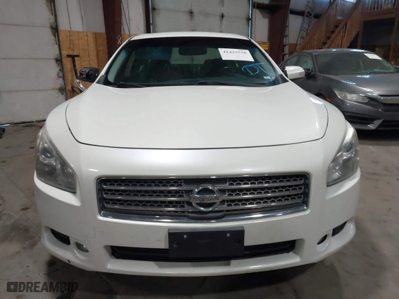 2009 Nissan Maxima 3.5 S with VIN 1N4AA51EX9C840037, listed as a IAAI auction lot 41429538 with 198,521 mi miles. Bid and sale history available at carsss.com. Image 12.