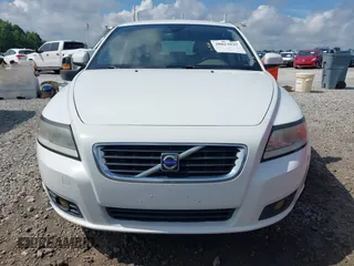 2010 Volvo V50 with VIN YV1382MW1A2553319, listed as a IAAI auction lot 39823937 with 317,330 mi miles. Bid and sale history available at carsss.com. Image 12.