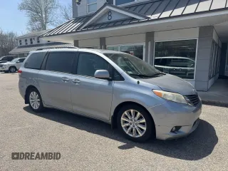 2011 Toyota Sienna XLE with VIN 5TDDK3DC3BS007297, listed as a Copart auction lot 55276405 with 208,274 mi miles and Clean Title. Bid and sale history available at DreamBid. Image 1.