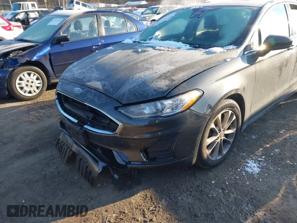 2020 Ford Fusion SE with VIN 3FA6P0HD8LR100791, listed as a IAAI auction lot 41375486 with 68,982 mi miles. Bid and sale history available at carsss.com. Image 6.