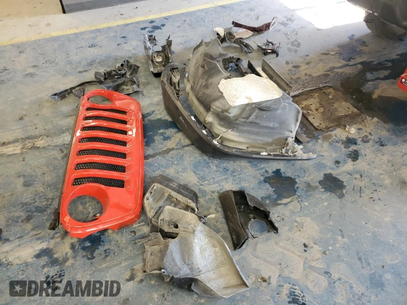 2021 Jeep Wrangler Unlimited Sport Altitude with VIN 1C4HJXDN3MW645713, listed as a Copart auction lot 86292884 with 58,072 mi miles and Salvage title. Bid and sale history available at DreamBid. Image 13.