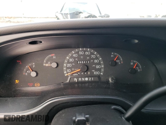 2002 Ford Econoline Passenger XL with VIN 1FBSS31L12HA34583, listed as a Copart auction lot 86967804 with 205,413 mi miles and Salvage title. Bid and sale history available at DreamBid. Image 9.