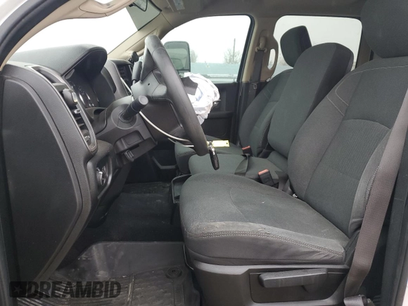 2019 Ram 2500 Tradesman with VIN 3C6UR5CL4KG640132, listed as a Copart auction lot 43938725 with 159,142 mi miles and Salvage Title. Bid and sale history available at carsss.com. Image 7.