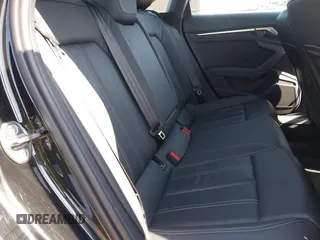 2023 Audi A3 Premium z VIN WAUAUDGY1PA070894, wystawiony jako IAAI lot #42045730 z przebiegiem 52 397 mil mil oraz . Historia ofert i sprzedaży dostępna na DreamBid. Obrazek 8.