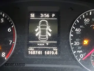 2012 Volkswagen Passat SE с VIN 1VWBH7A39CC108345, выставлен на аукционе IAAI как лот 41582865 с пробегом 168 741 миль миль и . История ставок и продаж доступна на DreamBid. Изображение 12.