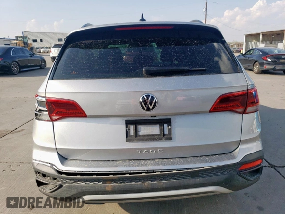 2023 Volkswagen Taos S z VIN 3VVDX7B22PM381573, wystawiony jako Copart lot #50557915 z przebiegiem 19 313 mil mil oraz Szkoda całkowita • Salvage title. Historia ofert i sprzedaży dostępna na DreamBid. Obrazek 6.
