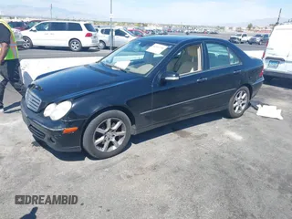 2007 Mercedes-Benz C 280 Luxury with VIN WDBRF92H77F932070, listed as a IAAI auction lot 42151190 with 142,571 mi miles and . Bid and sale history available at DreamBid. Image 2.