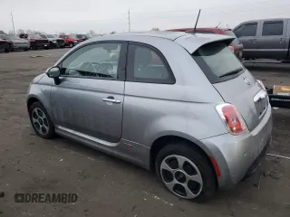 2016 FIAT 500e with VIN 3C3CFFGE0GT136145, listed as a Copart auction lot 43644295 with 44,653 mi miles and Salvage Title. Bid and sale history available at carsss.com. Image 2.