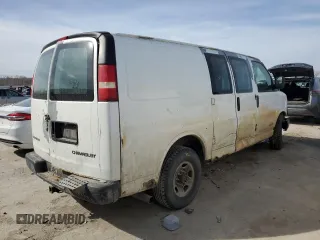 2003 Chevrolet Express Cargo z VIN 1GCHG35U531220101, wystawiony jako Copart lot #49040665 z przebiegiem 321 267 mil mil oraz Szkoda całkowita • Salvage title. Historia ofert i sprzedaży dostępna na DreamBid. Obrazek 3.