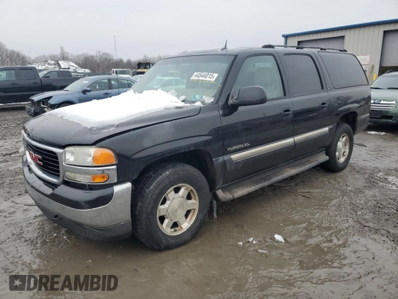 2005 GMC Yukon XL SLT with VIN 3GKFK16Z75G227760, listed as a Copart auction lot 44544015 with 204,858 mi miles and Salvage Title. Bid and sale history available at carsss.com. Image 1.