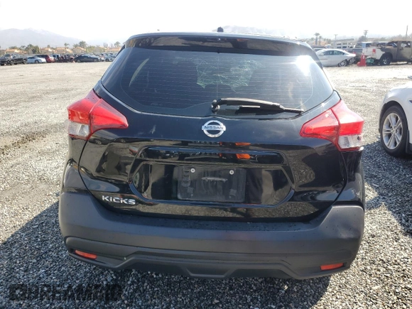 2019 Nissan Kicks S with VIN 3N1CP5CU3KL528984, listed as a Copart auction lot 47697585 with 61,289 mi miles and Salvage Title. Bid and sale history available at carsss.com. Image 6.