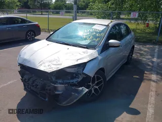 2015 Ford Focus SE with VIN 1FADP3F25FL381008, listed as a IAAI auction lot 42413322 with 106,353 mi miles and . Bid and sale history available at DreamBid. Image 6.