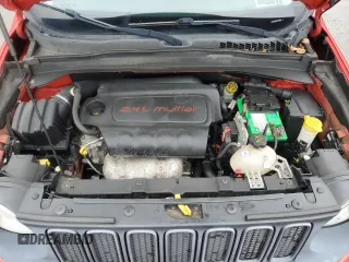 2015 Jeep Renegade Trailhawk with VIN ZACCJBCT0FPB69827, listed as a Copart auction lot 63643985 with 94,841 mi miles and Clean title. Bid and sale history available at DreamBid. Image 12.