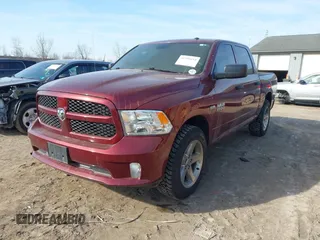 2017 Ram 1500 Express z VIN 3C6RR7KTXHG714195, wystawiony jako IAAI lot #41793414 z przebiegiem Nie podano mil oraz . Historia ofert i sprzedaży dostępna na DreamBid. Obrazek 2.