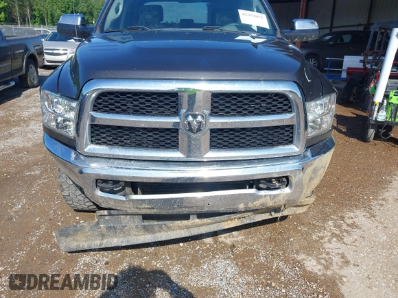 2018 Ram 2500 Tradesman with VIN 3C6UR5CL9JG160005, listed as a IAAI auction lot 42353075 with 146,552 mi miles and . Bid and sale history available at DreamBid. Image 6.