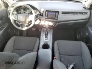2022 Honda HR-V LX with VIN 3CZRU6H31NM757095, listed as a Copart auction lot 81810974 with 56,774 mi miles and Salvage Title. Bid and sale history available at carsss.com. Image 8.