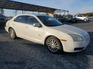 2008 Mercury Milan with VIN 3MEHM07Z38R644338, listed as a Copart auction lot 82257564 with 197,443 mi miles and Salvage Title. Bid and sale history available at carsss.com. Image 4.