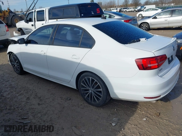 2015 Volkswagen Jetta SE with VIN 3VWD17AJ5FM417387, listed as a IAAI auction lot 41844455 with 106,939 mi miles and . Bid and sale history available at DreamBid. Image 3.