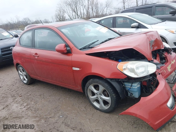 2008 Hyundai Accent SE with VIN KMHCN36C58U070319, listed as a IAAI auction lot 42010544 with 118,487 mi miles. Bid and sale history available at carsss.com. Image 12.