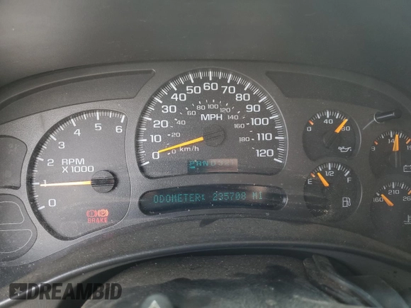 2004 Chevrolet Avalanche Z71 with VIN 3GNEK12T84G205880, listed as a Copart auction lot 60917865 with 235,708 mi miles and Salvage title. Bid and sale history available at DreamBid. Image 9.
