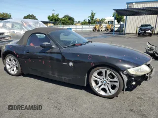 2005 BMW Z4 3.0i z VIN 4USBT53505LU11449, wystawiony jako Copart lot #59117535 z przebiegiem 83 103 mil mil oraz Szkoda całkowita • Salvage title. Historia ofert i sprzedaży dostępna na DreamBid. Obrazek 4.