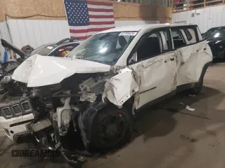 2020 Jeep Compass Sport with VIN 3C4NJDAB1LT219423, listed as a Copart auction lot 82709424 with Not Provided miles and Salvage Title. Bid and sale history available at carsss.com. Image 1.