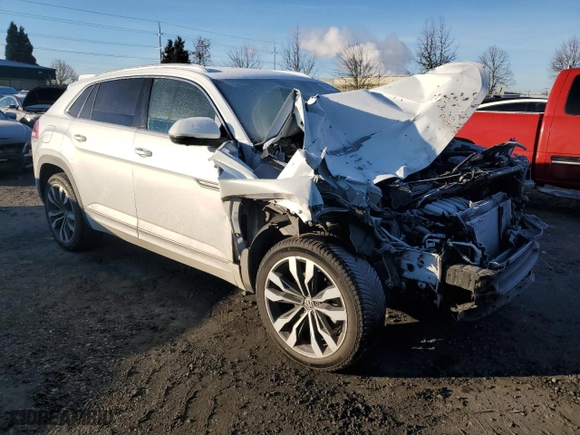 2022 Volkswagen Atlas Cross Sport 3.6L V6 SEL Premium R-Line with VIN 1V2FE2CA1NC219212, listed as a Copart auction lot 88498855 with 49,113 mi miles and Salvage Title. Bid and sale history available at carsss.com. Image 4.
