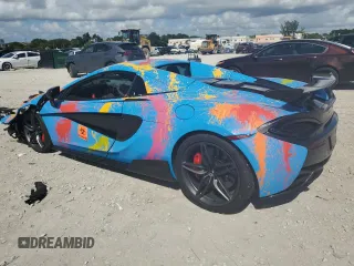 2019 McLaren 570S z VIN SBM13FAA9KW006456, wystawiony jako Copart lot #77400754 z przebiegiem Nie podano mil oraz Nie do naprawy. Historia ofert i sprzedaży dostępna na DreamBid. Obrazek 2.